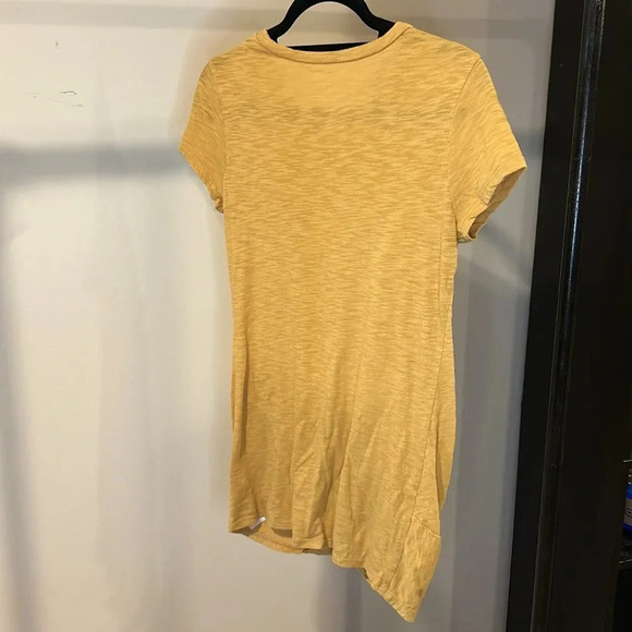 Women’s MOTHERHOOD MATERNITY Knotted Short Sleeve Maternity Shirt Size Small. - Picture 3 of 4